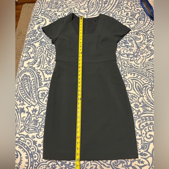 Ann Taylor Doubleweave Sheath Dress - Winter Lake Navy Size 2 - Picture 5 of 7
